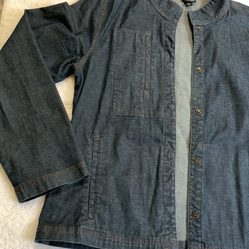Eileen Fisher Lightweight Blue Denim Snap Front Jacket in Women's SZ M - Picture 3 of 16